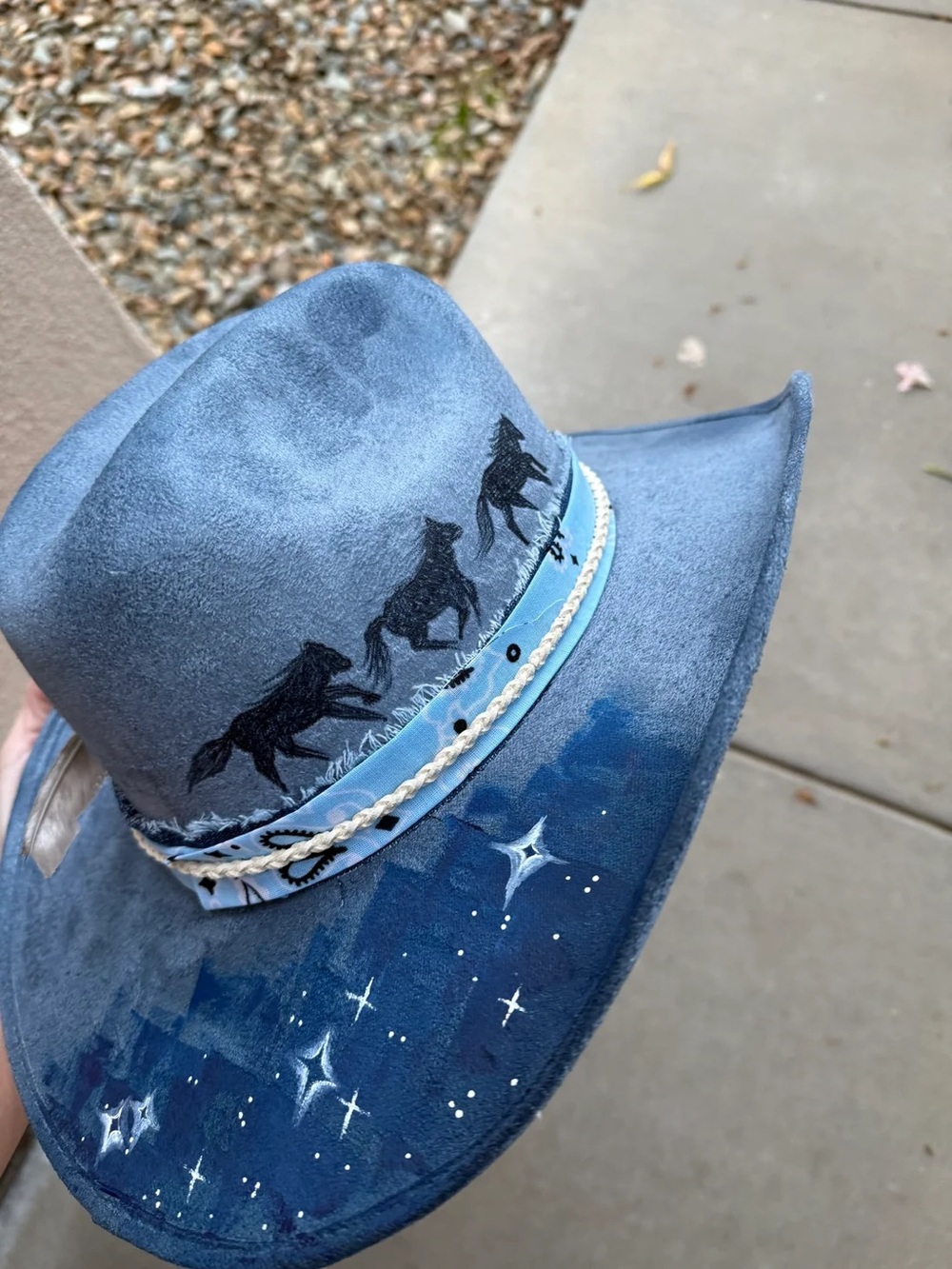 Steel blue desert wide brim rancher hat western cowboy hat hand burned horses
